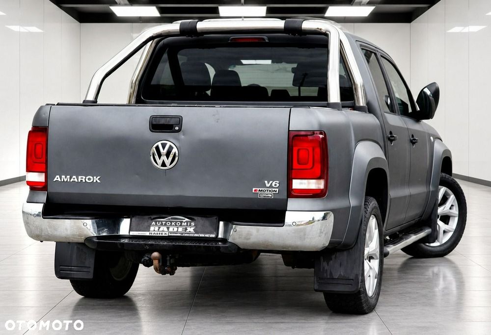 Volkswagen Amarok - 11
