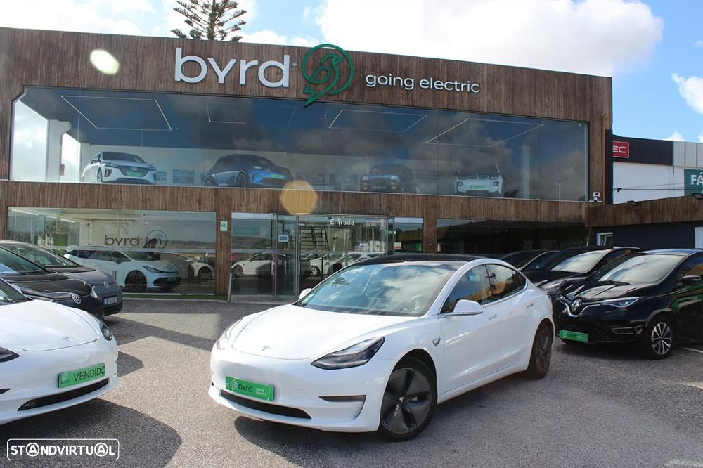 Tesla Model 3 Long-Range Dual Motor AWD - 1