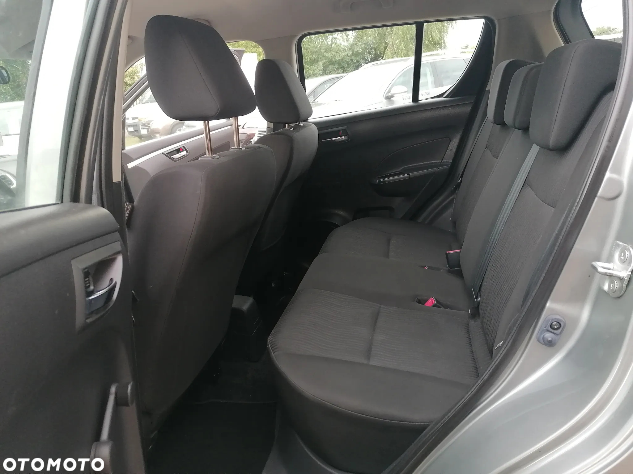Suzuki Swift - 11