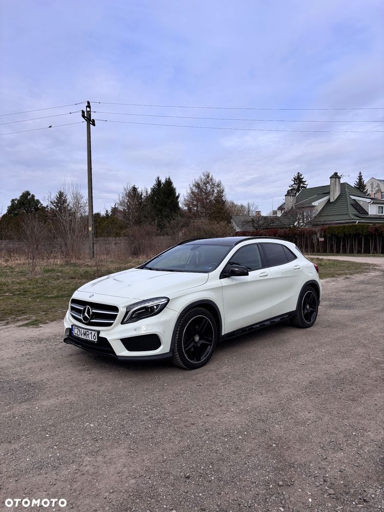 Mercedes-Benz Gla 2015 photo 2
