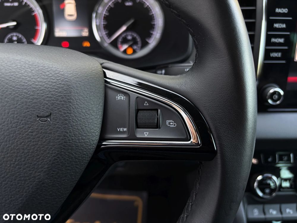 Skoda Karoq 1.5 TSI Style - 24
