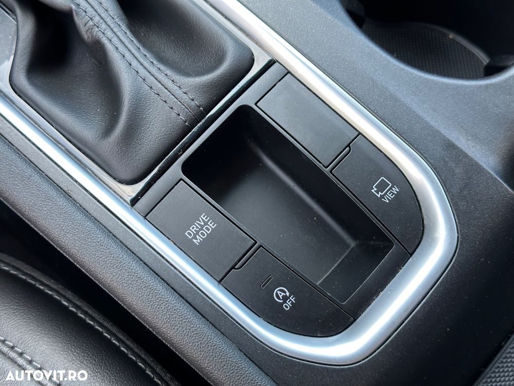 Hyundai Santa Fe - 32