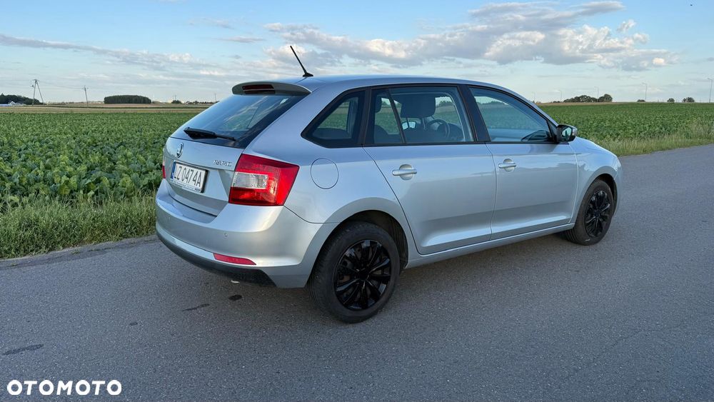 Skoda RAPID 1.2 TSI Active - 18