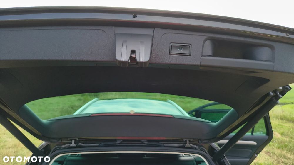 Volkswagen Passat 2.0 TDI BMT Highline - 16