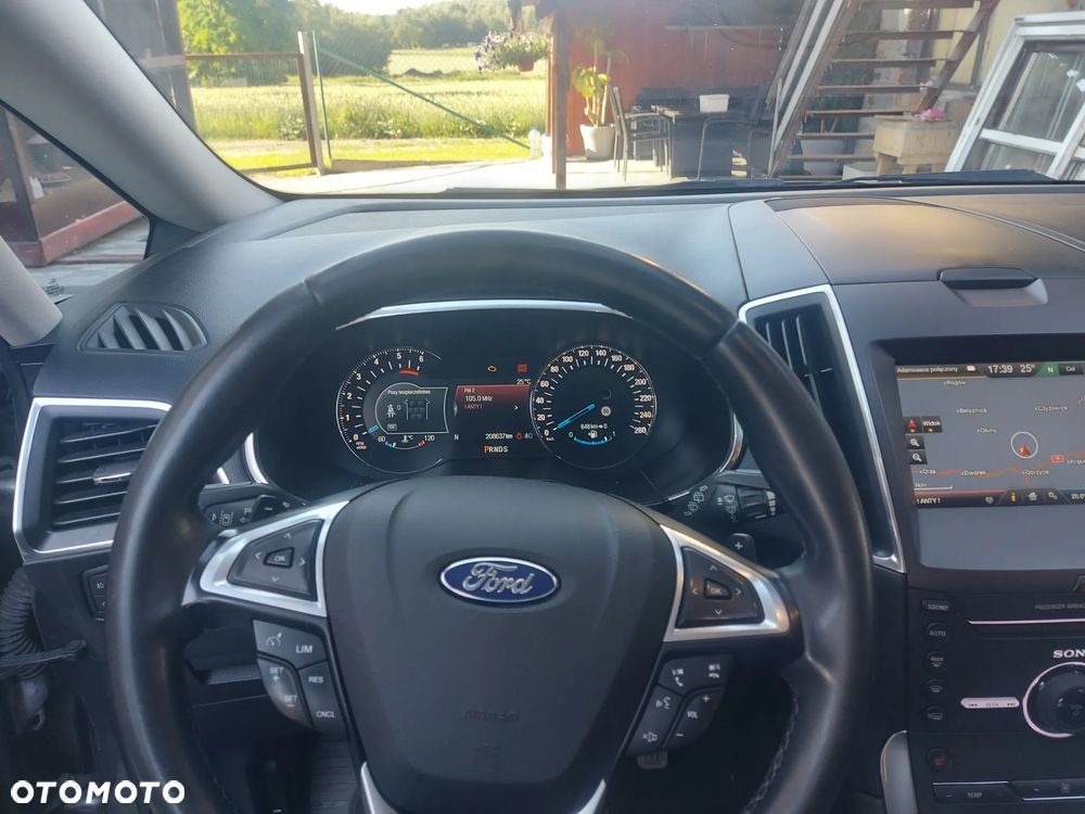 Ford S-Max - 16