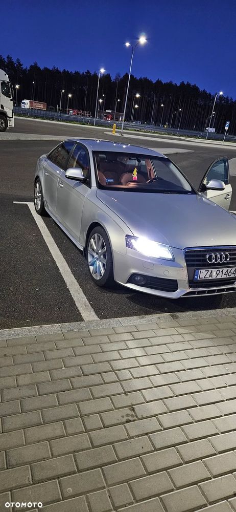 Audi A4 - 1