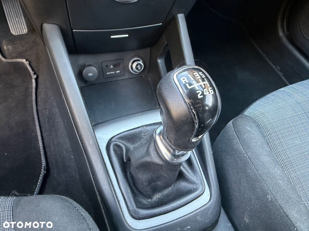 Kia Ceed 1.6 CRDi 90 ISG Spirit - 21