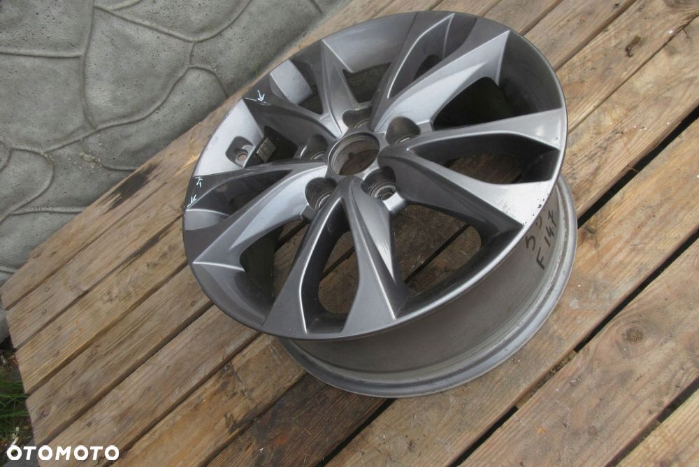 hyundai oe alufelga 16 6,5j 5x114,3 et48 - 2
