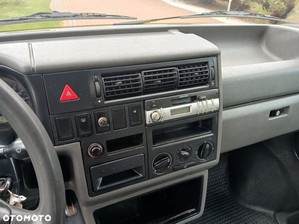 Volkswagen TRANSPORTER - 14