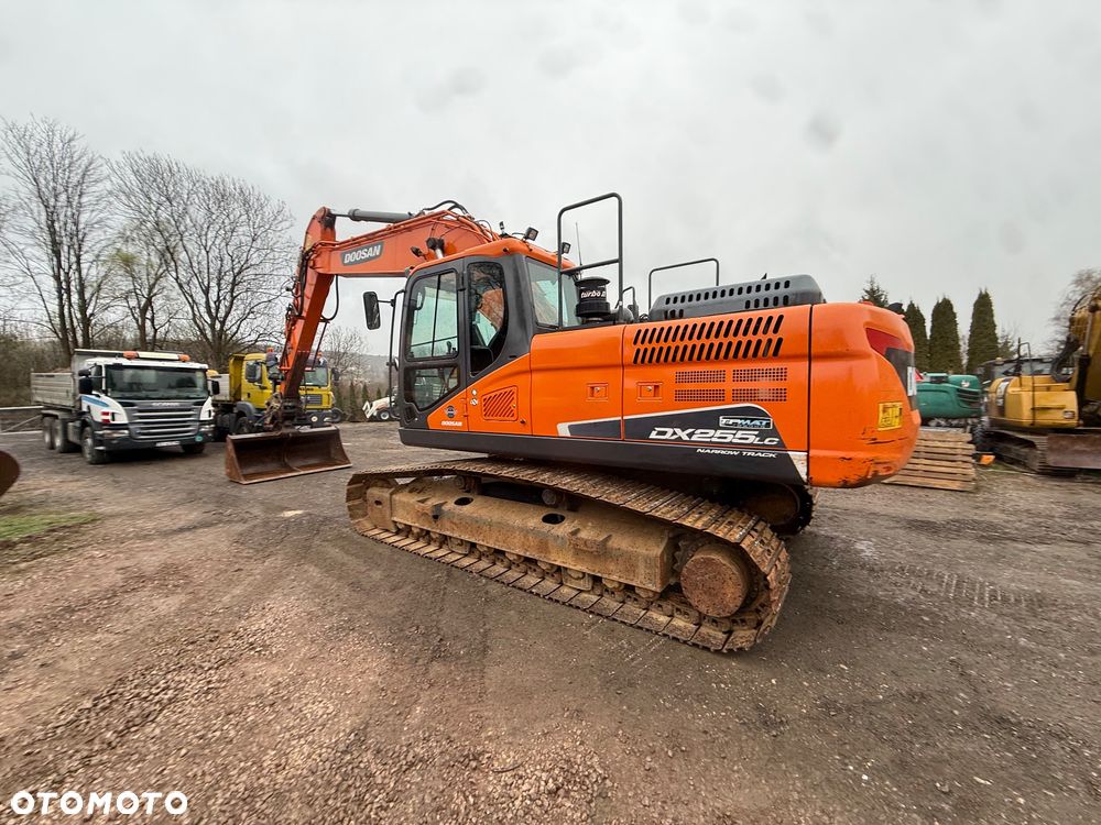Doosan DX255LC - 1