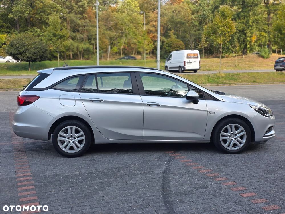 Opel Astra 1.6 CDTI Elite - 10