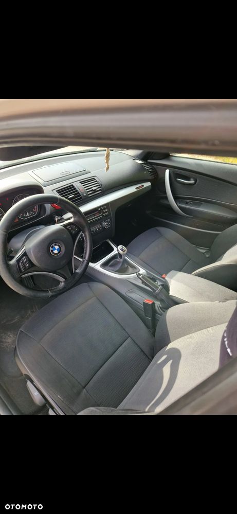 BMW Seria 1 116i - 16