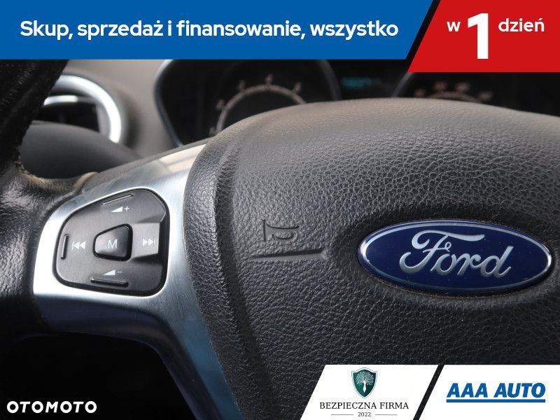 Ford Fiesta - 18