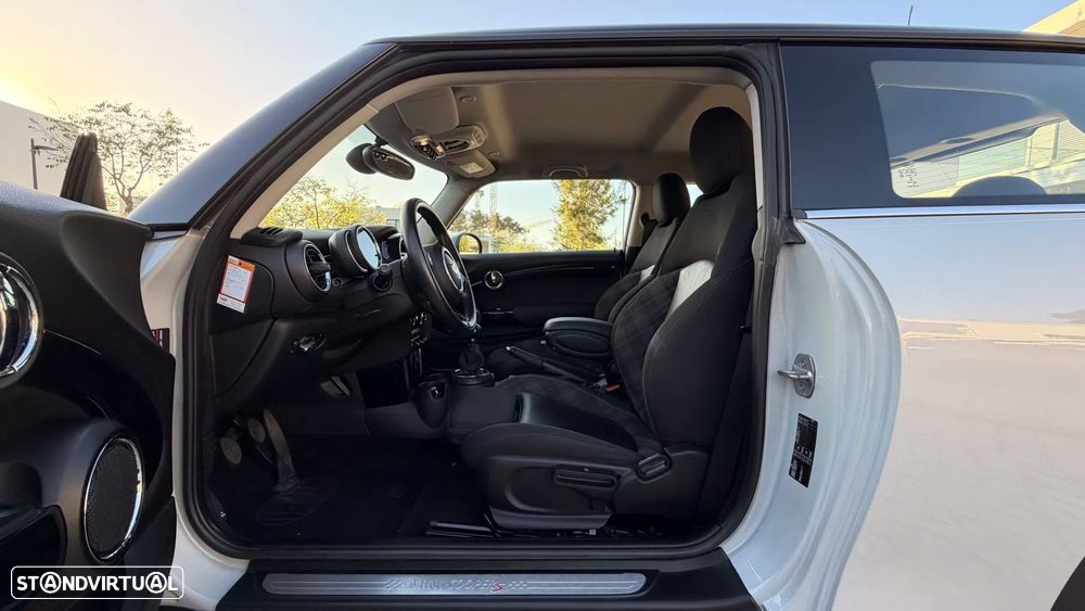 MINI 3 Portas Cooper S - 15