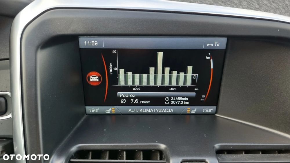 Volvo XC 60 D3 Momentum - 35