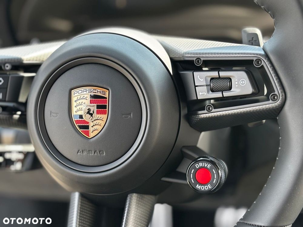 Porsche 911 - 28