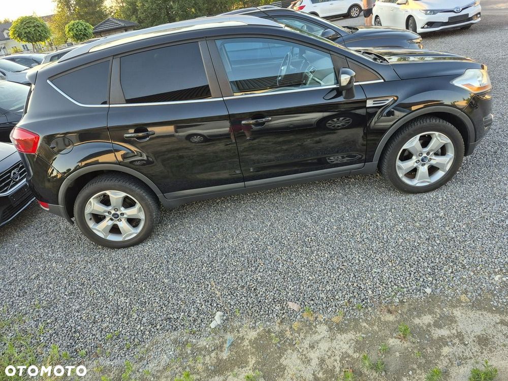 Ford Kuga - 10