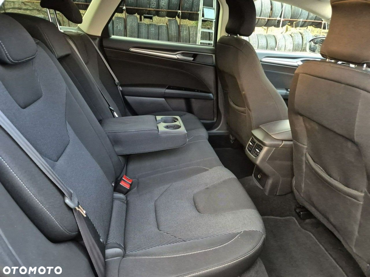 Ford Mondeo - 23