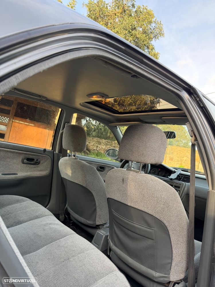 Honda Civic 1.6 ESi - 8