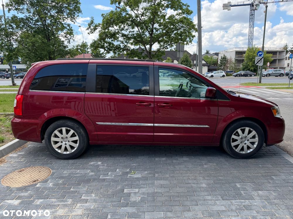 Chrysler Town & Country 3.6 Touring - 8