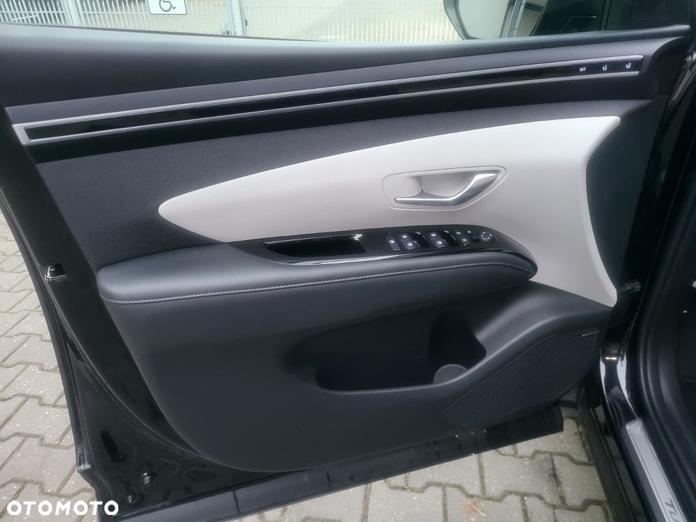 Hyundai Tucson 1.6 T-GDi HEV Platinum 4WD - 13