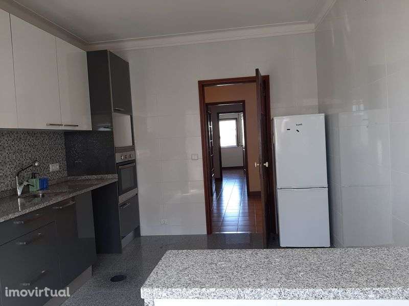 Apartamento T2 em Vila Nova de Gaia - Grande imagem: 2/10