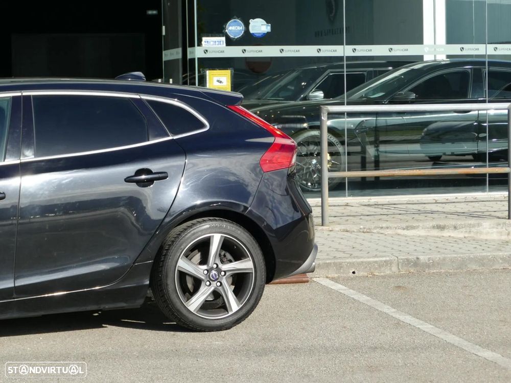 Volvo V40 1.6 D2 R-Design - 17