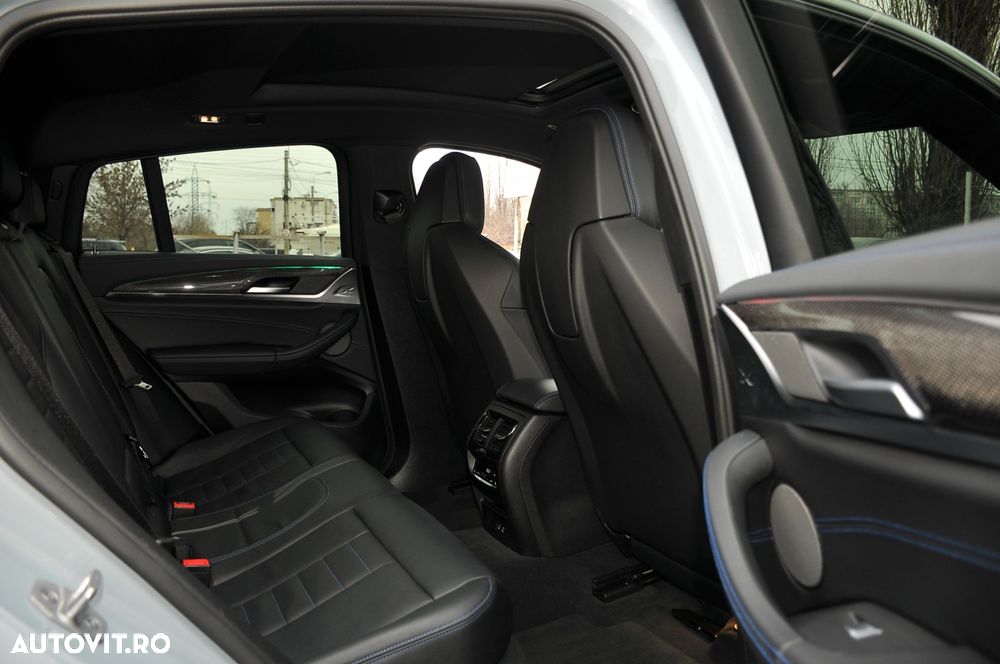 BMW X4 M M40i AT MHEV - 12