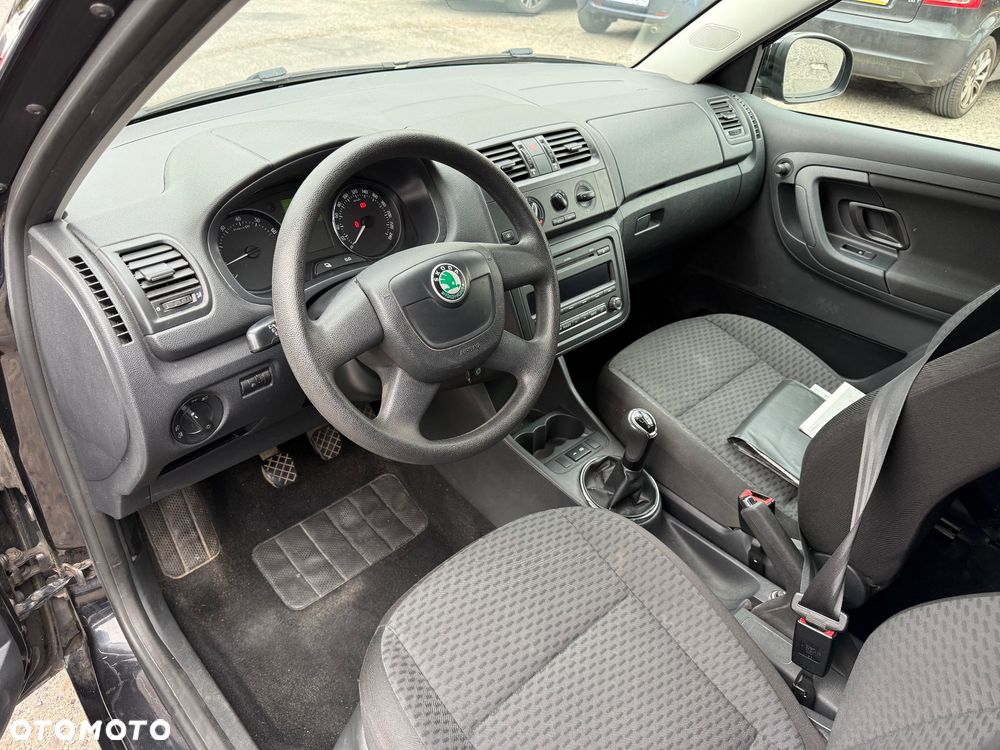 Skoda Fabia 1.2 HTP SPECIAL - 13