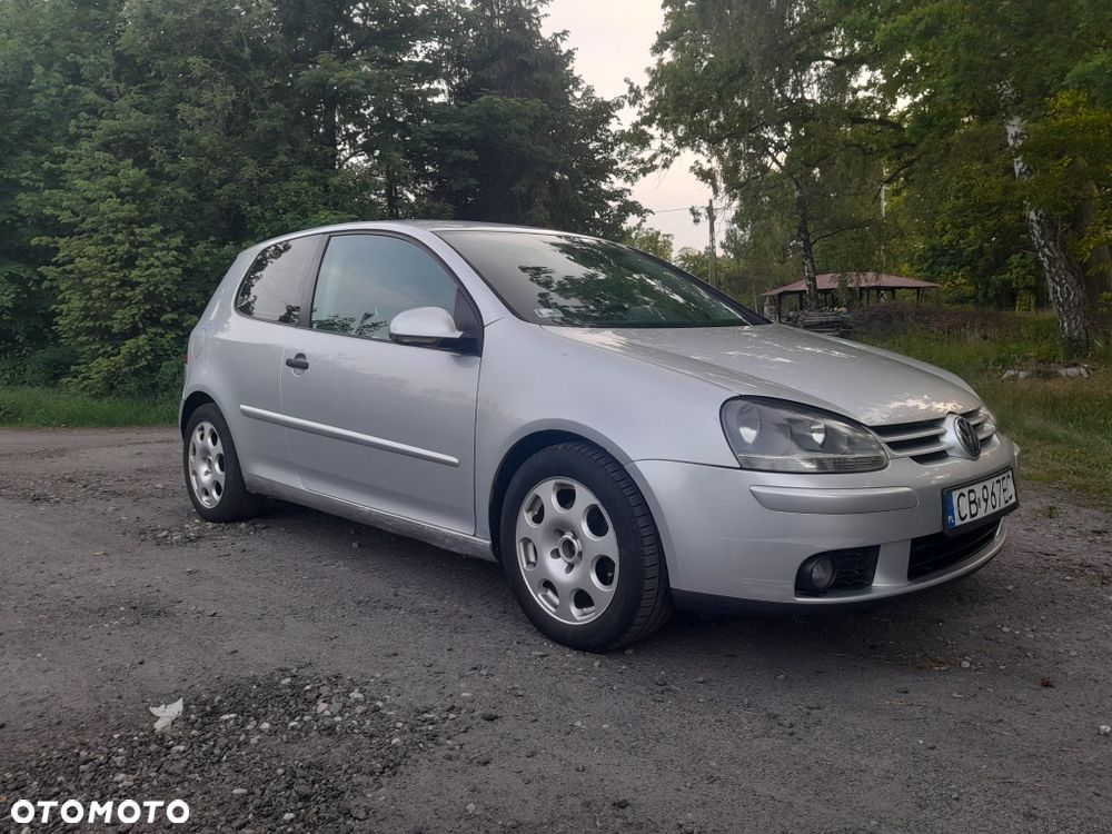 Volkswagen Golf - 2