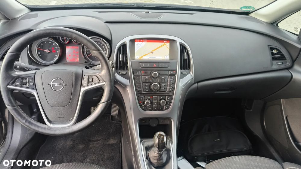 Opel Astra 1.4 Turbo Style - 10