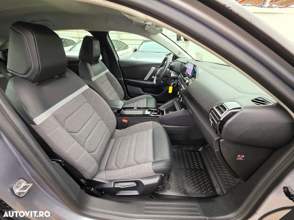 Citroën C4 PureTech 130 Stop&Start EAT8 SHINE - 14