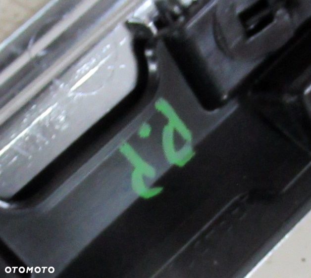 VW PASSAT B8 LISTWA DEKOR KONSOLI PRAWA PRZEDNIA PRZÓD 3G1853300B - 2