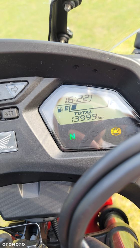 Honda CBR - 13