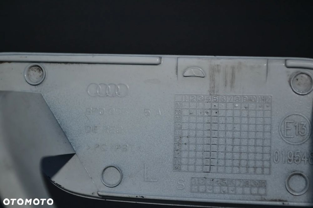 AUDI A3 8P LIFT ZAŚLEPKA SPRYSKIWACZA LAMP LEWA 8P0955275A LY9C - 3