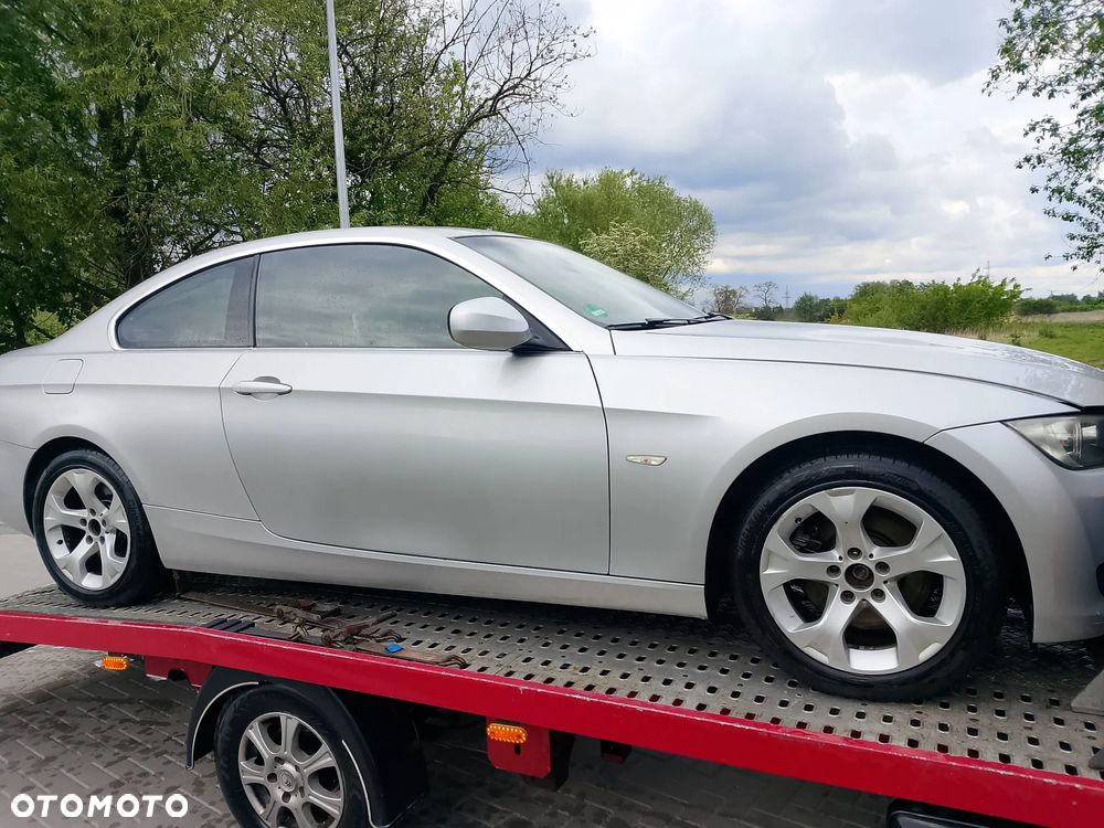 BMW Seria 3 330d xDrive Edition Exclusive - 1