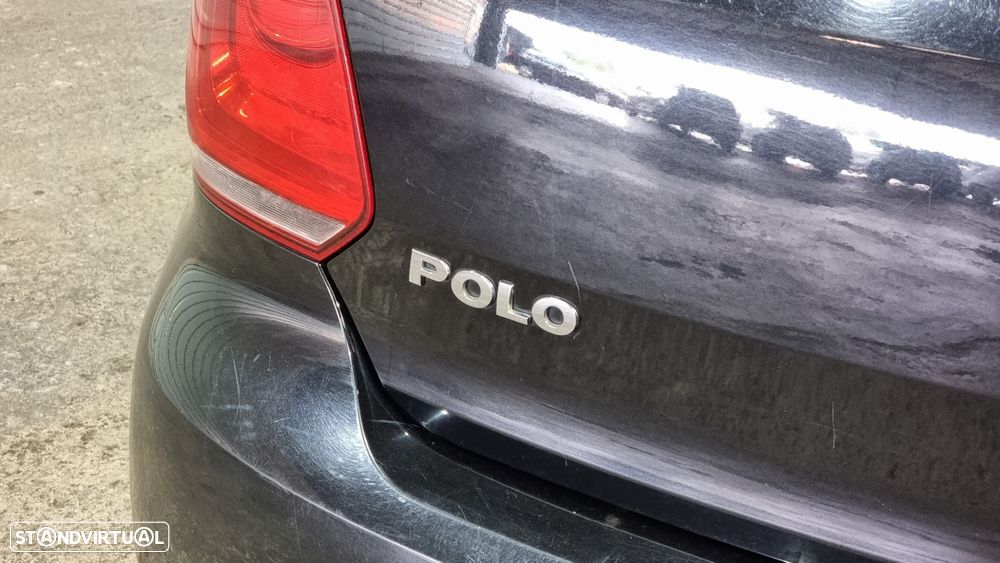 VW Polo 1.2 Confortline - 23