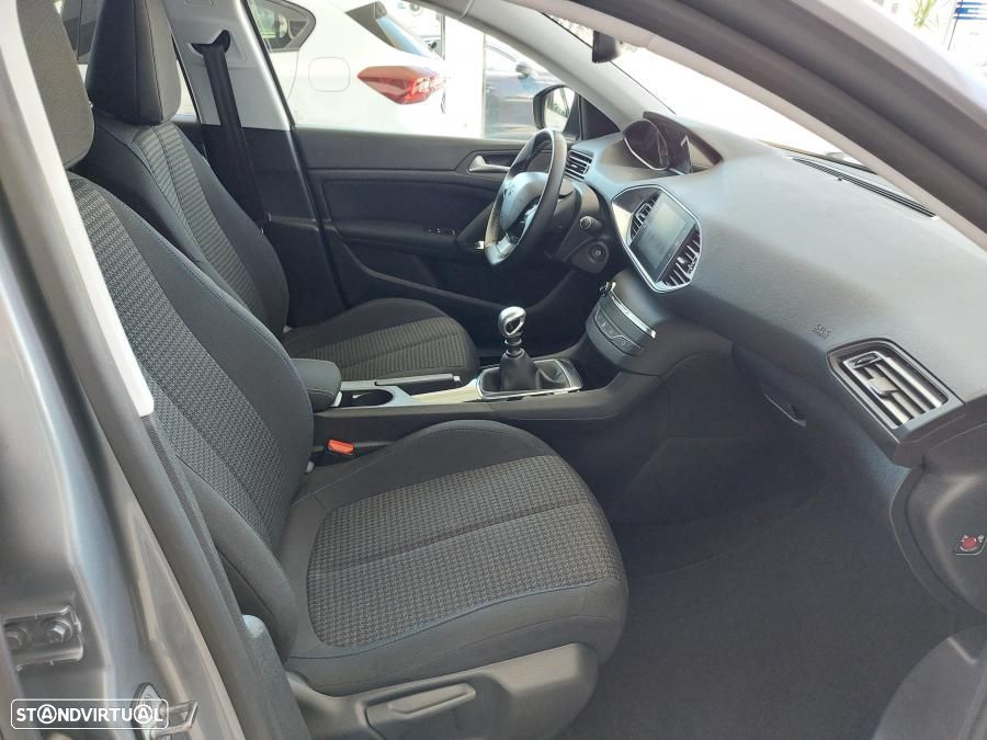 Peugeot 308 SW 1.5 BlueHDi Style - 36