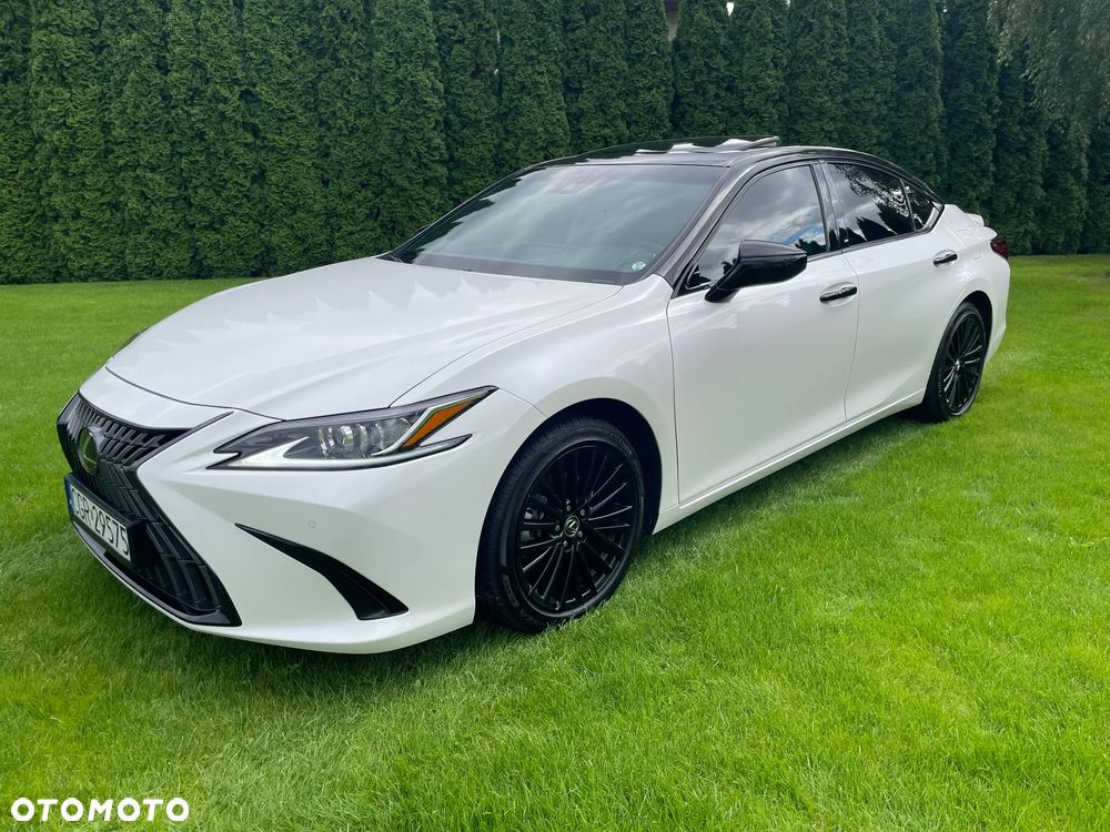Lexus ES 300h Business Edition + - 1