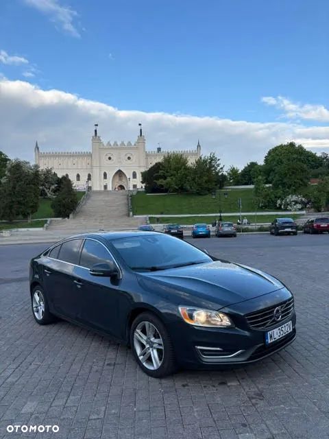 Volvo S60 2.5 T5 - 2