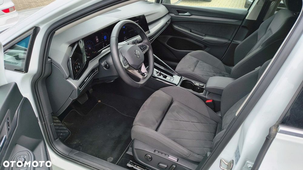 Volkswagen Golf 1.5 eTSI EVO Style DSG - 11