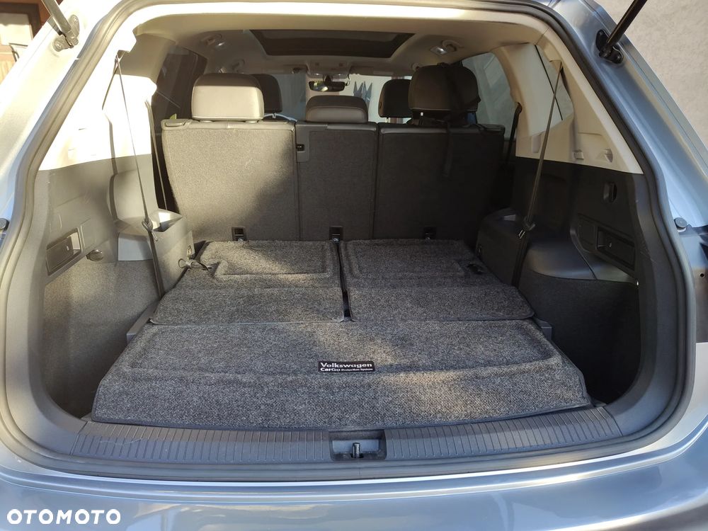 Volkswagen Tiguan Allspace - 11