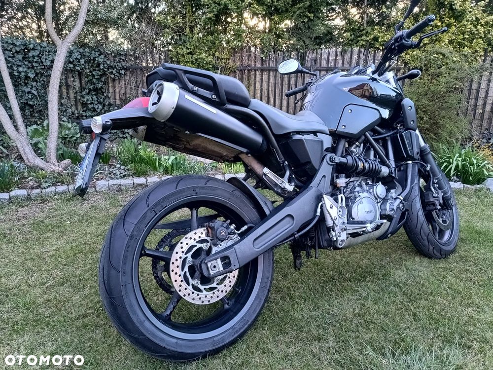 Yamaha MT - 2