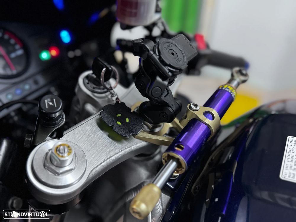 Honda CBR CBR900RR SC33 - FIREBLADE - 10