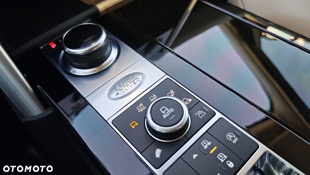 Land Rover Discovery - 26