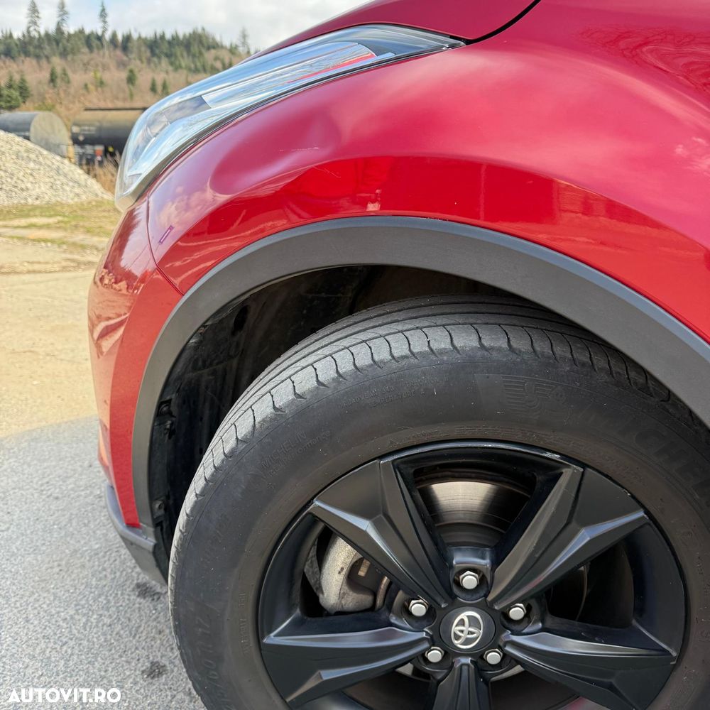 Toyota C-HR Business-Edition - 3