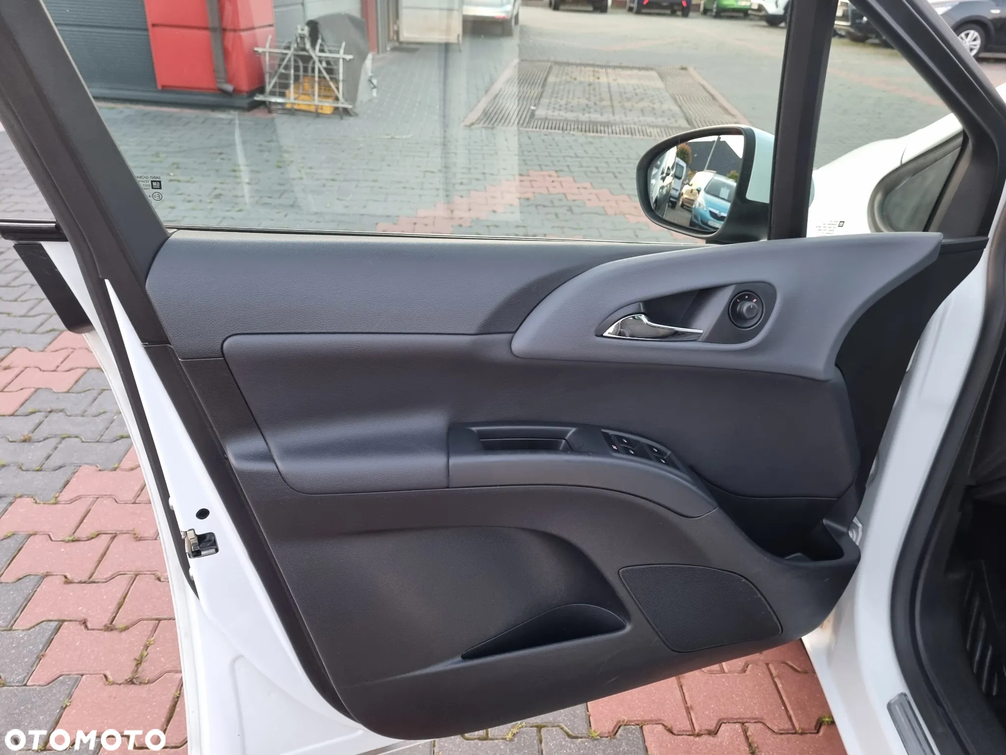 Opel Meriva 1.4 T Cosmo - 9
