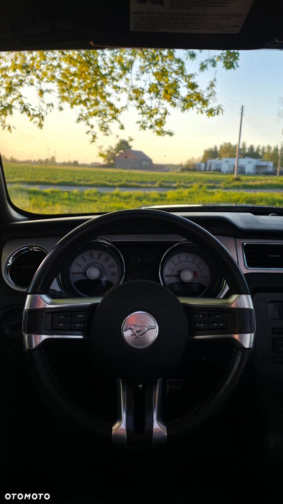 Ford Mustang - 9