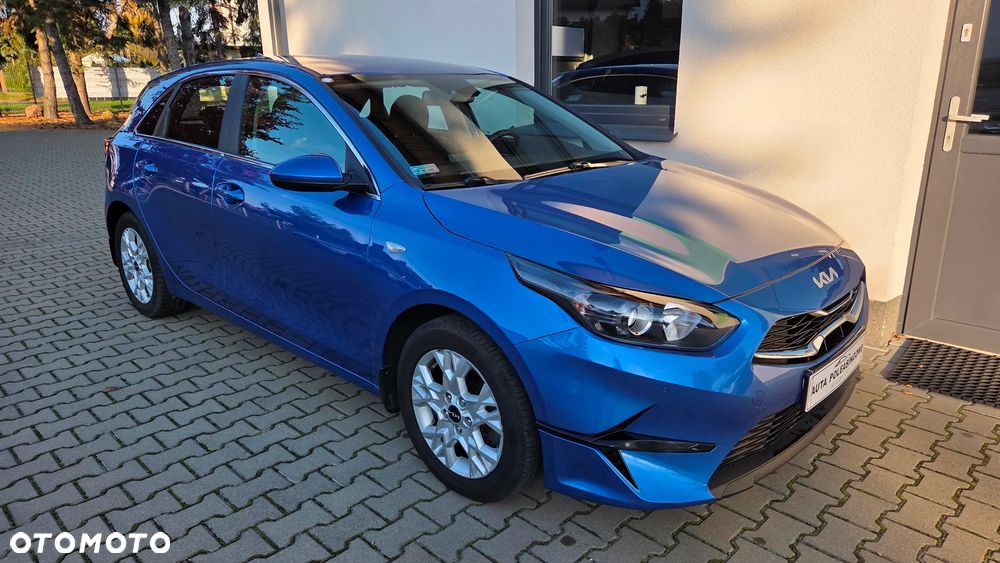 Kia Ceed 1.5 T-GDI M - 11