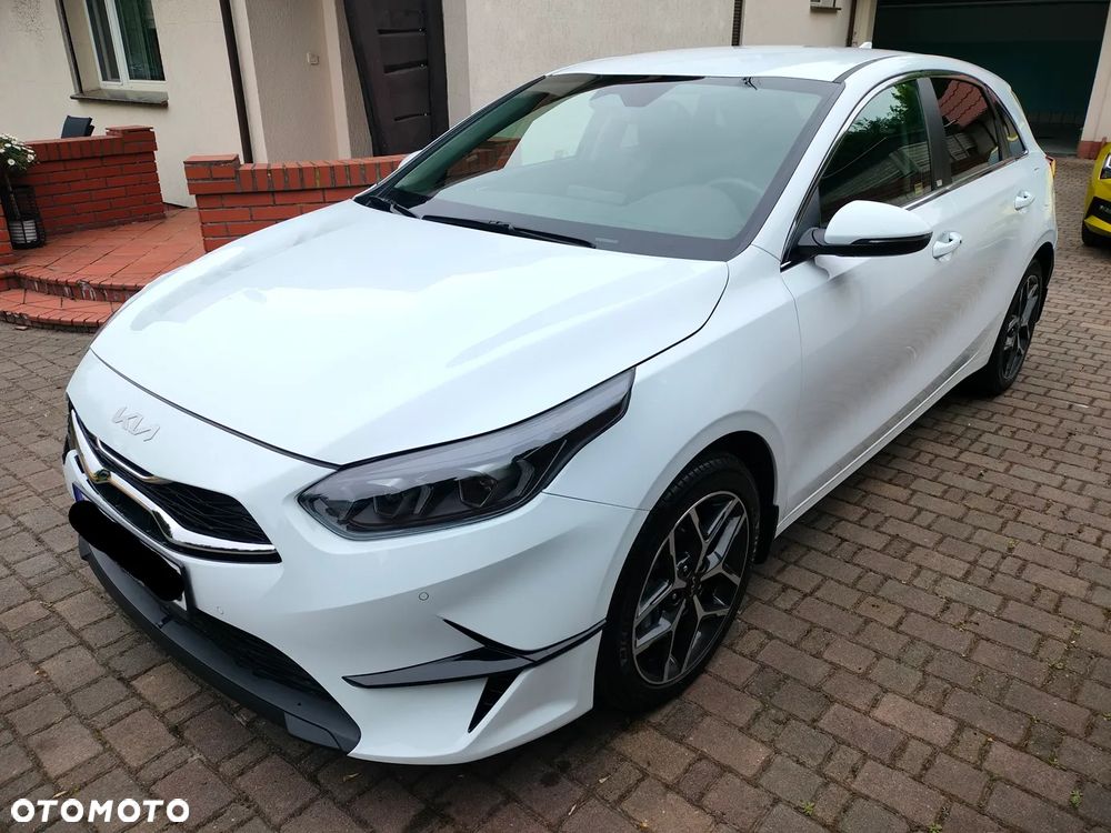 Kia Ceed 1.5 T-GDI Tribute DCT - 1